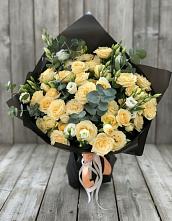 Букет цветов из:  Розы и Лизиантусы #REPLACE_PRED# Краснооктябрьском