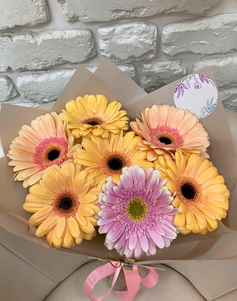 Букет цветов из: Герберы в Краснооктябрьском
