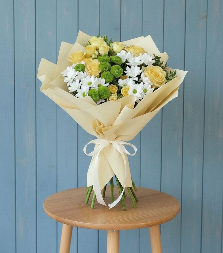 Букет цветов из: Хризантемы и Розы в Краснооктябрьском