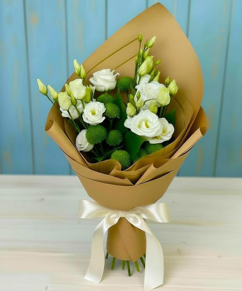 Букет цветов из: Хризантемы и Лизиантусы в Краснооктябрьском