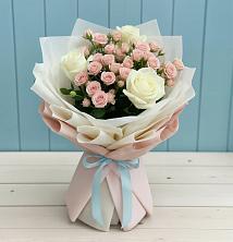 Букет цветов из:  Розы в Краснооктябрьском