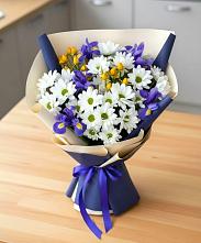 Букет цветов из:  Розы, Ирисы и Хризантемы в Краснооктябрьском
