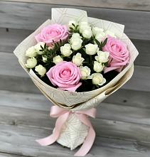 Букет цветов из:  Розы в Краснооктябрьском