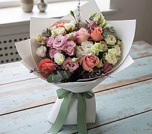 Букет цветов из:  Розы, Лизиантусы и Гвоздики #REPLACE_PRED# Краснооктябрьском