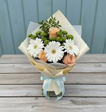 Букет цветов из:  Герберы, Розы и Хризантемы в Краснооктябрьском
